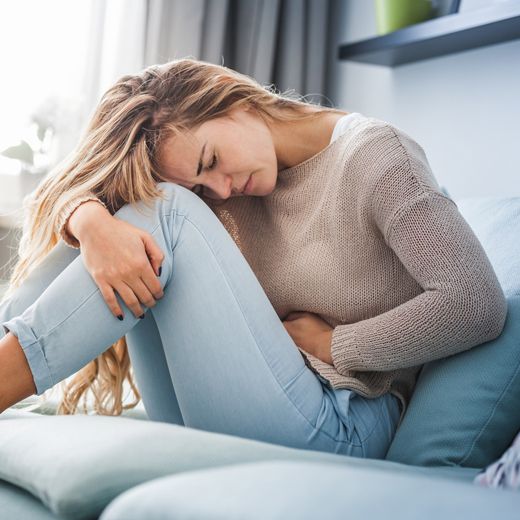 bel fıtığı karın bölgesine ağrı yapar mı