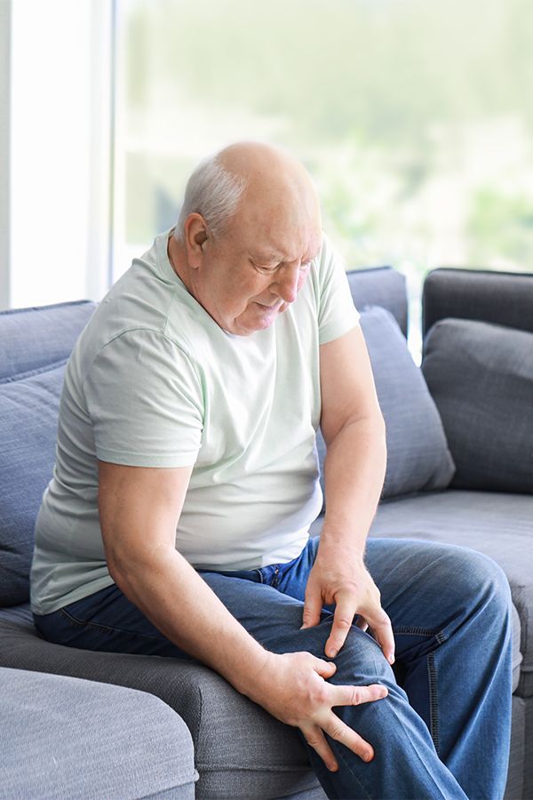 Bacağa vuran fıtık ağrısı